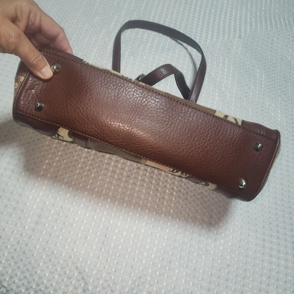 EITENNE AIGNER VINTAGE EUC SIGNATURE CANVAS SHOULDER BAG - Picture 3 of 8